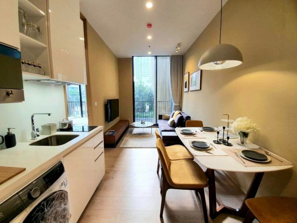 For RentCondoSukhumvit, Asoke, Thonglor : 𝗡𝗢𝗕𝗟𝗘 𝗕𝗘𝟭𝟵 Condo near BTS Asoke, next to Wattana Wittayalai School, beautifully decorated, ready to move in 🔥 𝐑𝐞𝐧𝐭𝐚𝐥 𝐩𝐫𝐢𝐜𝐞 28,000 / Month. 🔥