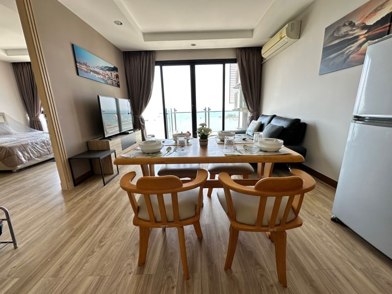 For SaleCondoSriracha Laem Chabang Ban Bueng : Second-hand condo Sriracha, fully furnished room, Ladda Plus Sriracha, sea view