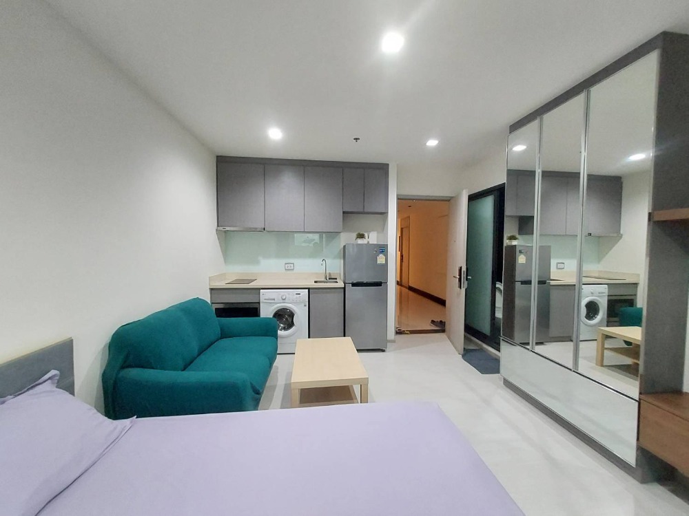 For RentCondoSukhumvit, Asoke, Thonglor : Rhythm Sukhumvit 36 ​​- 38 / 25 sq m.*