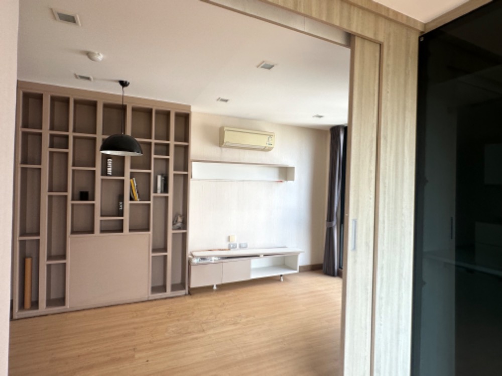 For SaleCondoSukhumvit, Asoke, Thonglor : Urgent sale, Condo The Ace Ekkamai, size 1 bedroom, 38 square meters, 5th floor