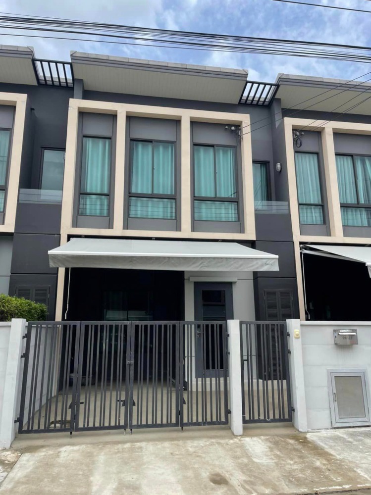 For RentTownhouse : 🔴𝟮𝟬,𝟬𝟬𝟬฿🔴🏘🏠 ทาวน์โฮม พลีโน่ สุขุมวิท-บางนา ✅ บ้านสวย ทำเลดี ใกล้ BTS บางนา และห้างสรรพสินค้า 🎉🎉 ยินดีบริการ🙏สนใจทัก 𝙇𝙄𝙉𝙀 มานะคะ (ตอบไวมาก):​📱 รหัสทรัพย์​ 6711-0608 📱: ไอดีไลน์:@bbcondo88