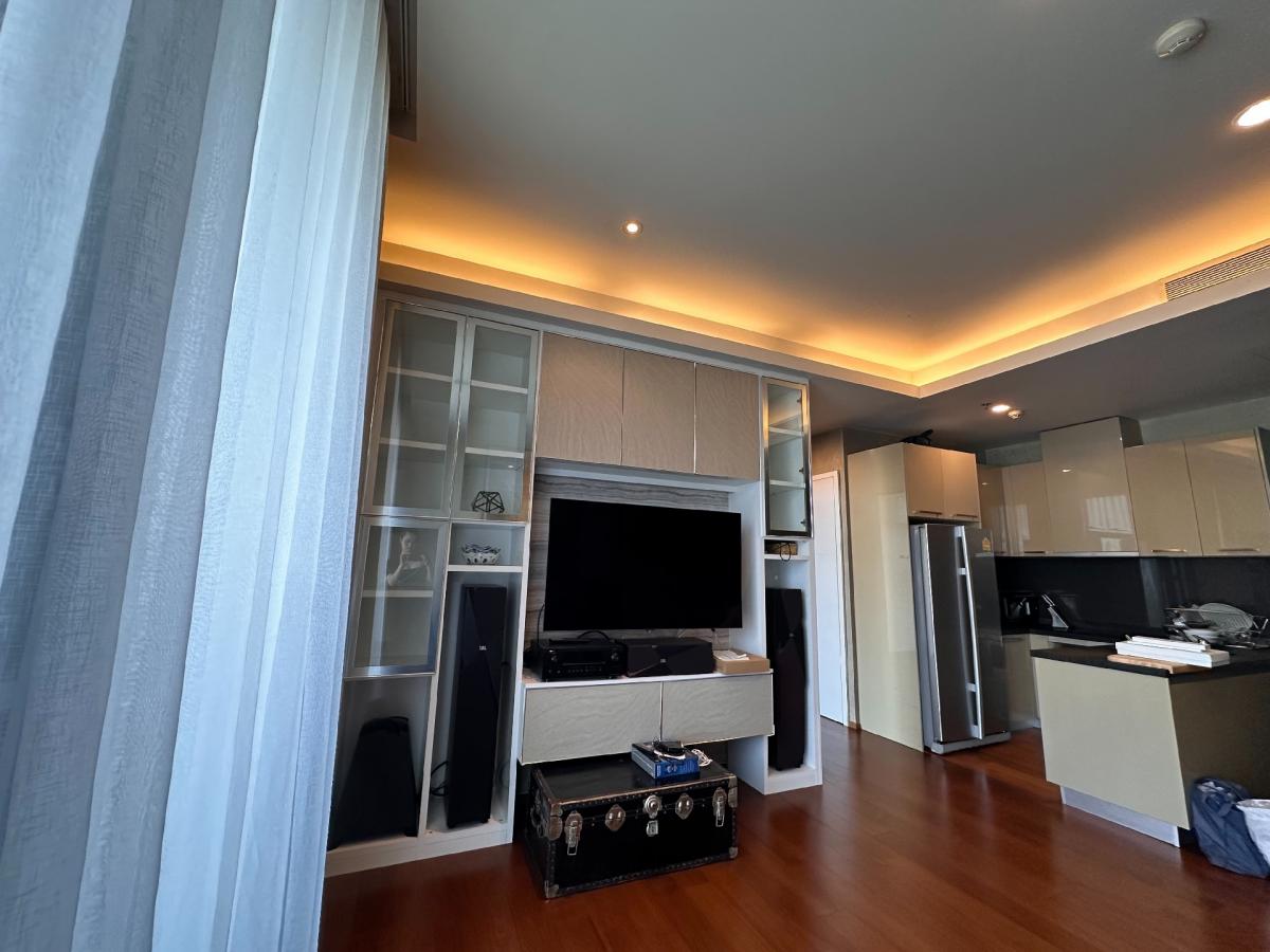 ให้เช่าคอนโดสุขุมวิท อโศก ทองหล่อ : Quattro thonglor 2 bed for rent