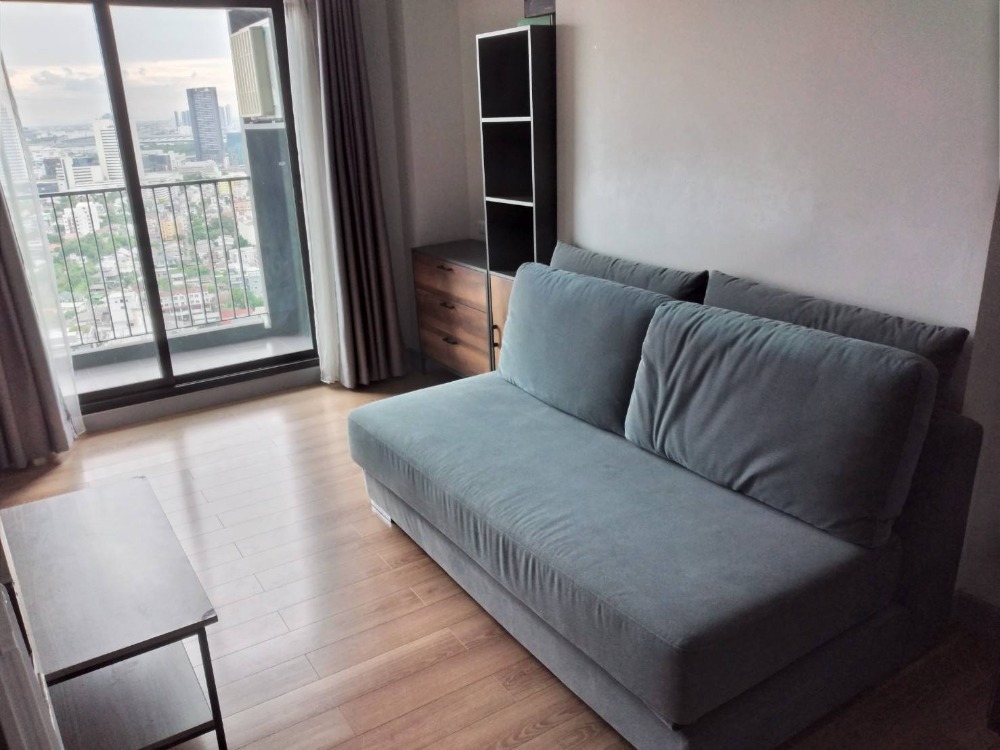 For SaleCondo : ขายขาดทุน Chapter one Mid town ladprao24 for sell 3,300,000 baht  1 นอน ห้องสวย ชั้นสูง