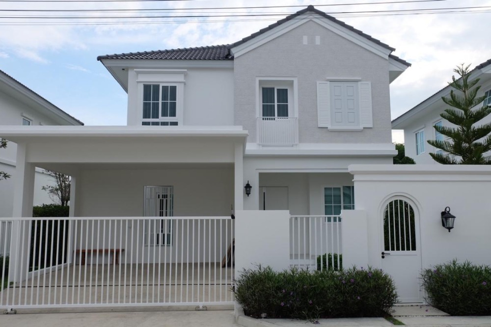 For RentHouseBangna, Bearing, Lasalle : Single house for rent, Chaiyapruek Village, Bangna, Km. 15, Bangna, North side, fully furnished, new house, never occupied, on Bangna-Trad Road