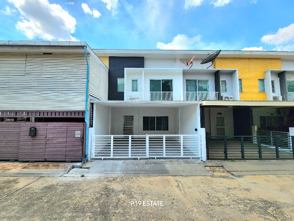 For RentTownhouseChaengwatana, Muangthong : House for rent 𝗧𝗵𝗲 𝗖𝗼𝗻𝗻𝗲𝗰𝘁 Chaengwattana located in Muang Thong Thani