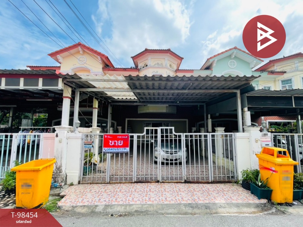 For SaleTownhomeSamut Prakan,Samrong : Townhouse for sale, The Connect Village 1, King Kaew 43, Bang Phli, Samut Prakan