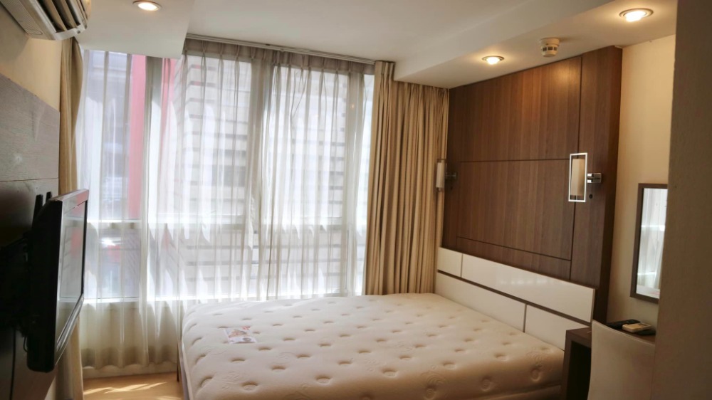 For RentCondoOnnut, Udomsuk : 🚩FOR RENT>> Zenith Place @Sukhumvit 71/1>> 📍450 meters from BTS Phra Khanong, size 40 sq m, 3rd floor, fully furnished #LV-MO864