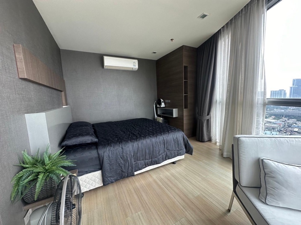 ให้เช่าคอนโดอ่อนนุช อุดมสุข : For Rent: Condo, Sky Walk Residences, 1 Bedroom /1 Bathroom *Fully Furnished /High Floor & Ready to Move in*