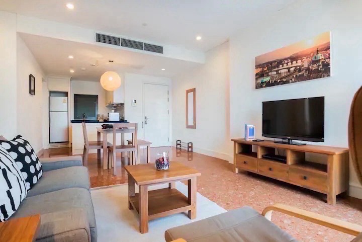 ขายคอนโดสุขุมวิท อโศก ทองหล่อ : Aguston Sukhumvit 22 for sale