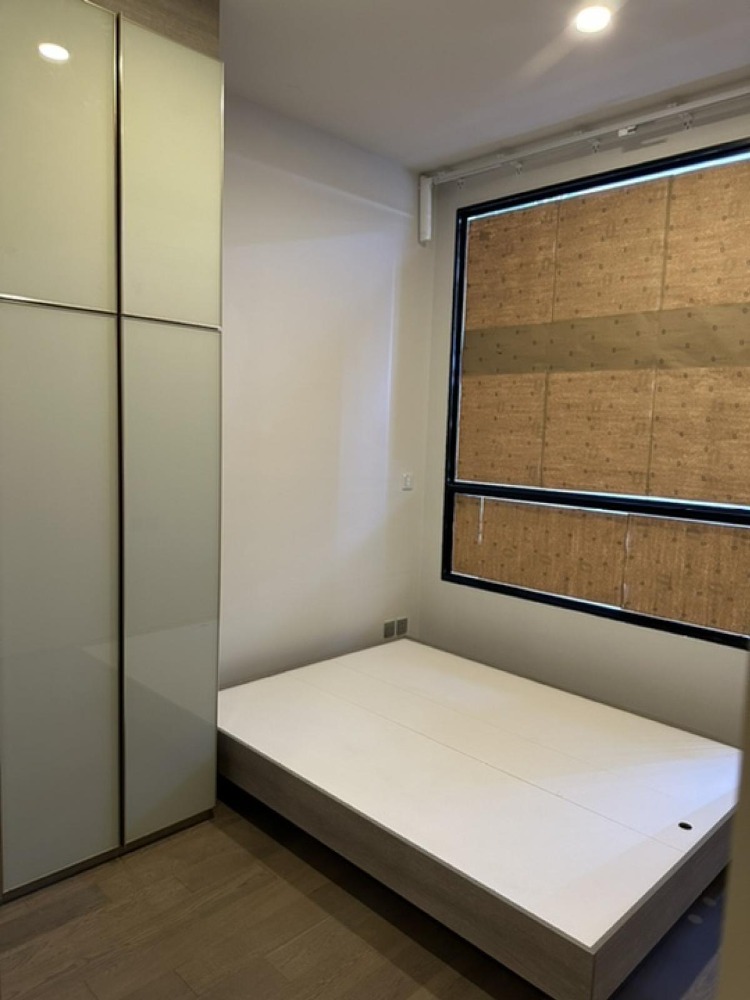 For SaleCondoRatchathewi,Phayathai : Park Origin Phayathai【𝐒𝐄𝐋𝐋】🔥 Beautiful Nordic style room, full of warmth and modernity, fully built-in, ready to move in!! 🔥 Contact Line ID: @hacondo