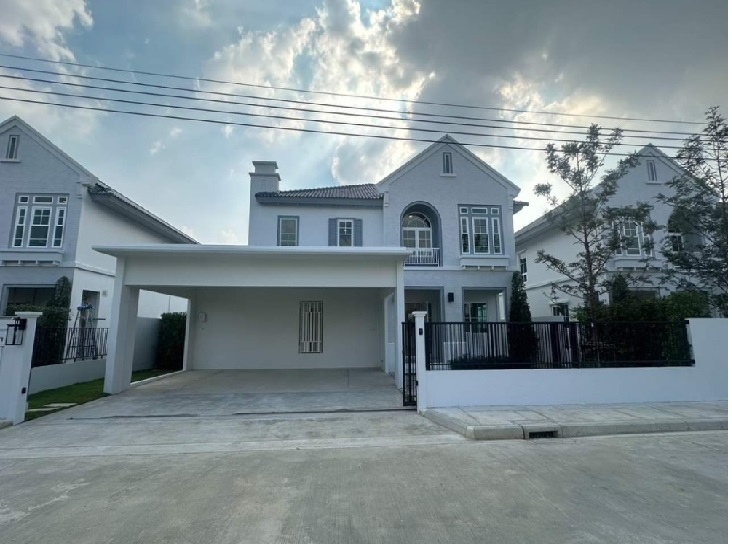 For RentHouseBangna, Bearing, Lasalle : For Rent, 2-storey detached house for rent, Villaggio 2 project, Srinakarin-Bangna, Buanakarin Road / near Mega Bangna 5 minutes / very beautiful house / fully furnished / living / Chinese Welcome