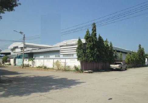 For SaleWarehouseChaengwatana, Muangthong : Warehouse for sale, office and staff accommodation, Pao In Property 8 project, area 616.70 sq.w., 3 buildings, selling at a special price of 18.9 million baht.