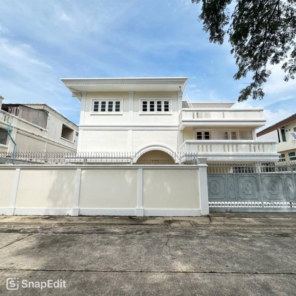 For SaleHousePhutthamonthon, Salaya : For sale: 3-storey detached house, Ruam Kao Village, Phutthamonthon Sai 2