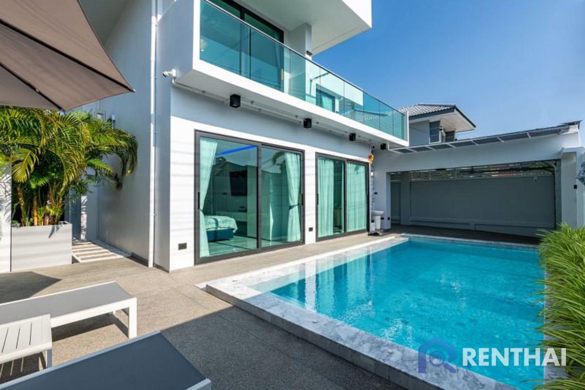 For SaleHousePattaya, Bangsaen, Chonburi : Modern Pool Villa 5 Bedrooms 5Bathrooms near Jomtien beach