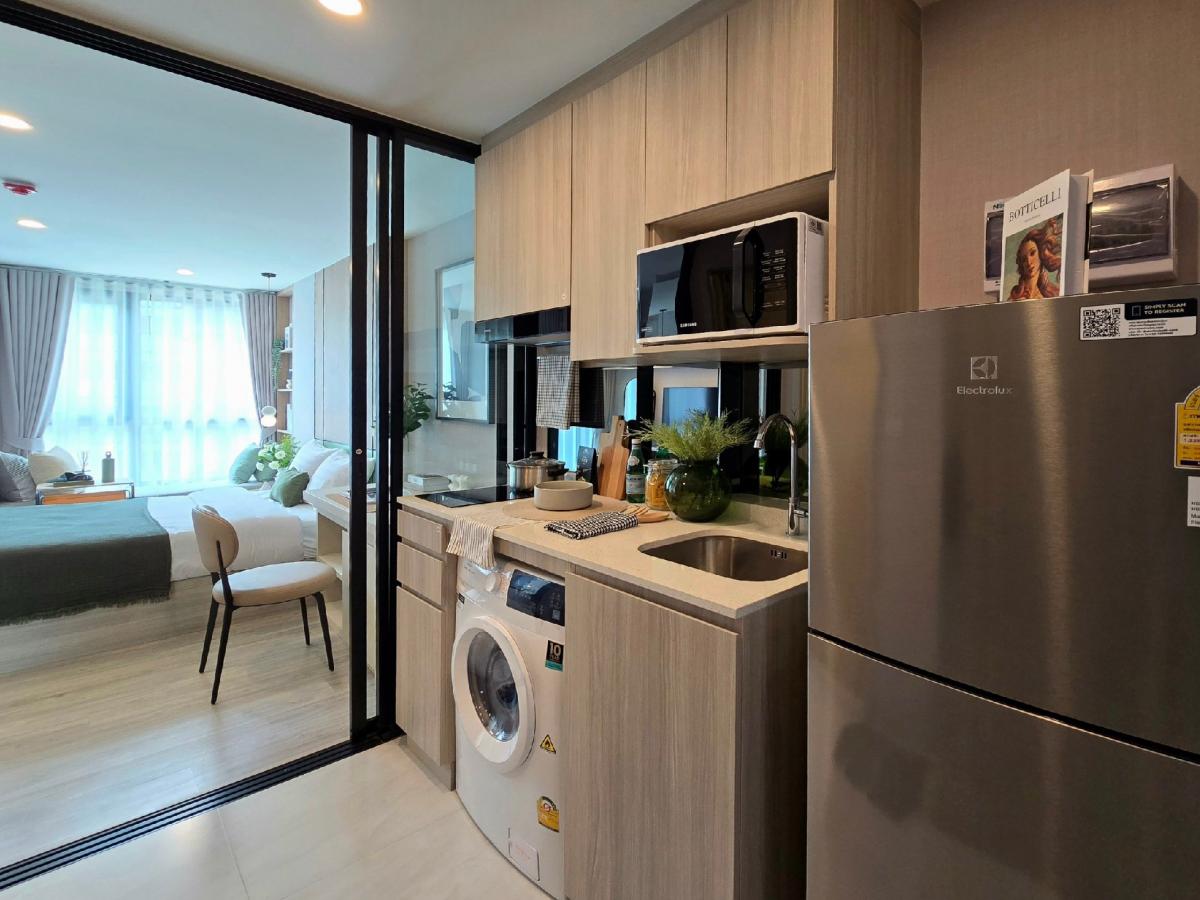 For SaleCondoOnnut, Udomsuk : Good for living or easy to rent out. Pet-friendly condo 🐶🐱 Special price 1.99🔥 1 Bedroom 24 sq m. Near BTS, MRT