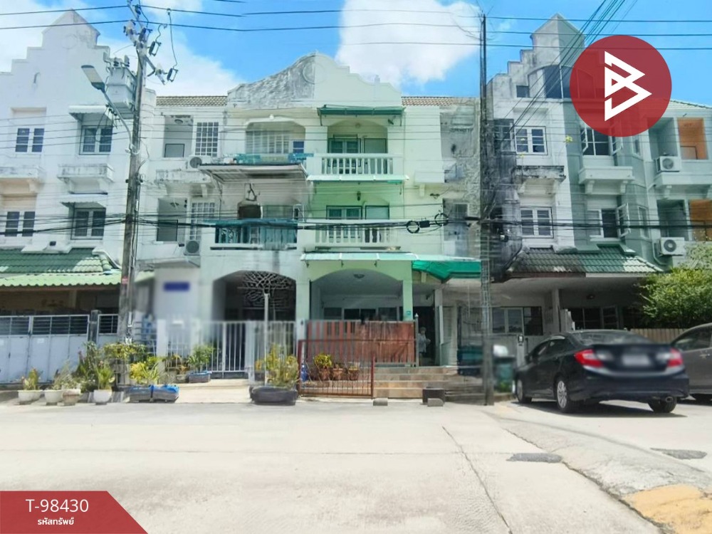 For SaleTownhomeSamut Prakan,Samrong : Townhouse for sale, Lally Ville Village, Srinakarin (Lally Ville Srinakarin), Samut Prakan