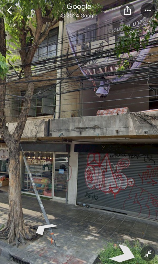 For LeaseholdRetailSiam Paragon ,Chulalongkorn,Samyan : ♦ For lease 2 shophouses, 3 storey, Banthat Thong ♦ Chula Soi 10, Banthat Thong Road (main road) | 192.00 sq m. | 2 shophouses, connected