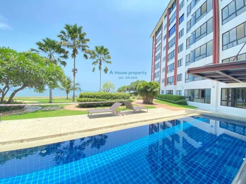 For SaleCondoSriracha Laem Chabang Ban Bueng : Sriracha condo for sale, beautiful room next to the swimming pool, Golden Coast, sea view