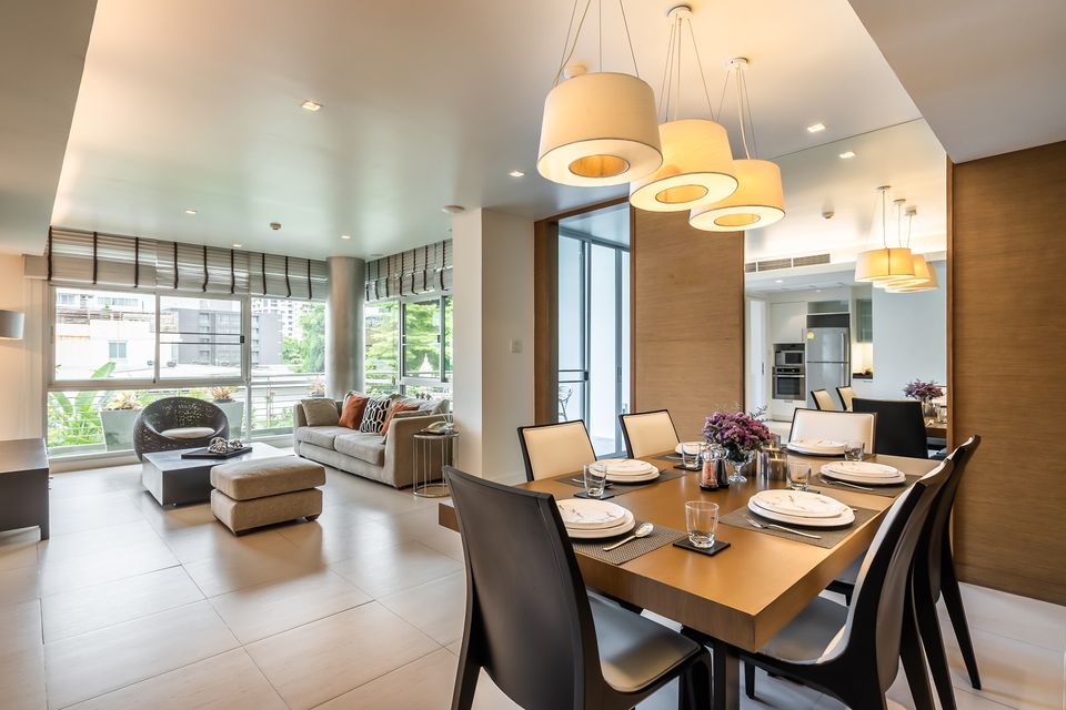 ให้เช่าคอนโดสุขุมวิท อโศก ทองหล่อ : Pet friendly condo Thonglor