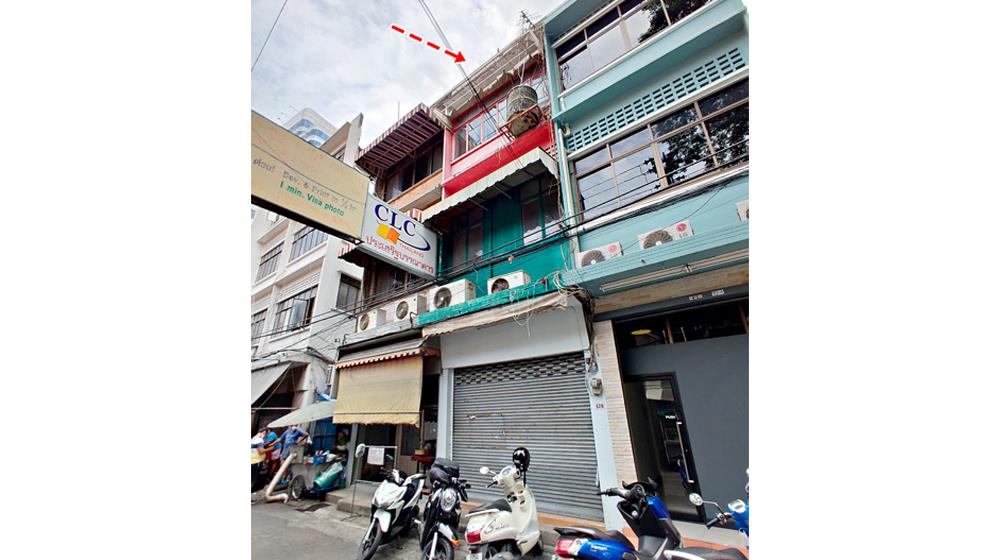 For SaleShop HouseSilom, Saladaeng, Bangrak : Shophouse foe sale on Silom 26.