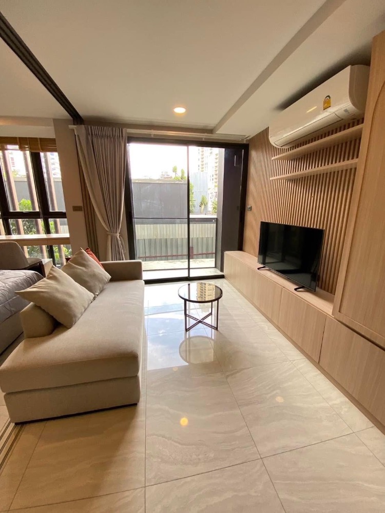 For RentCondoSukhumvit, Asoke, Thonglor : Walden Asoke 1 bedroom near BTS Asoke