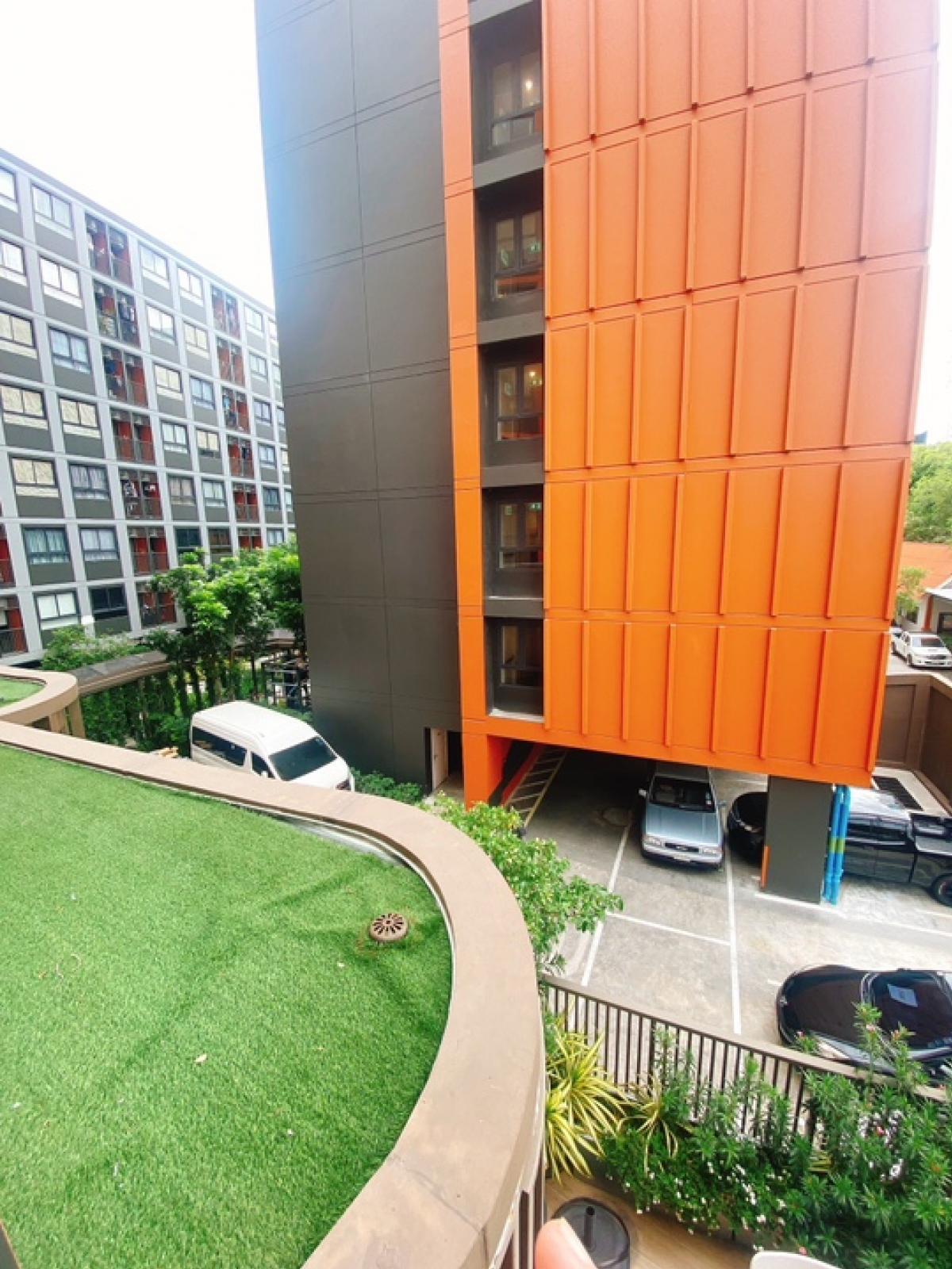 ให้เช่าคอนโดบางนา แบริ่ง ลาซาล : FOR RENT  10,000 THB / Mounty 

Floor 4 
THE MUVE BANGNA 
Size 24.47 SQ.M.
รูปถ่ายจากวิวจริง 

พร้อมให้เช่า ต้นเดือน ธค 2024 
มีเครื่องใช้ไฟฟ้า 
- ฟูก ( รอติดตั้ง ) 
- ผ้าม่าน ( รอติดตั้ง ) 
- ตู้เย็น 1 เครื่อง 
- ทีวี สมาร์ท TV
- เครื่องซักผ้า 1 เครื่อง