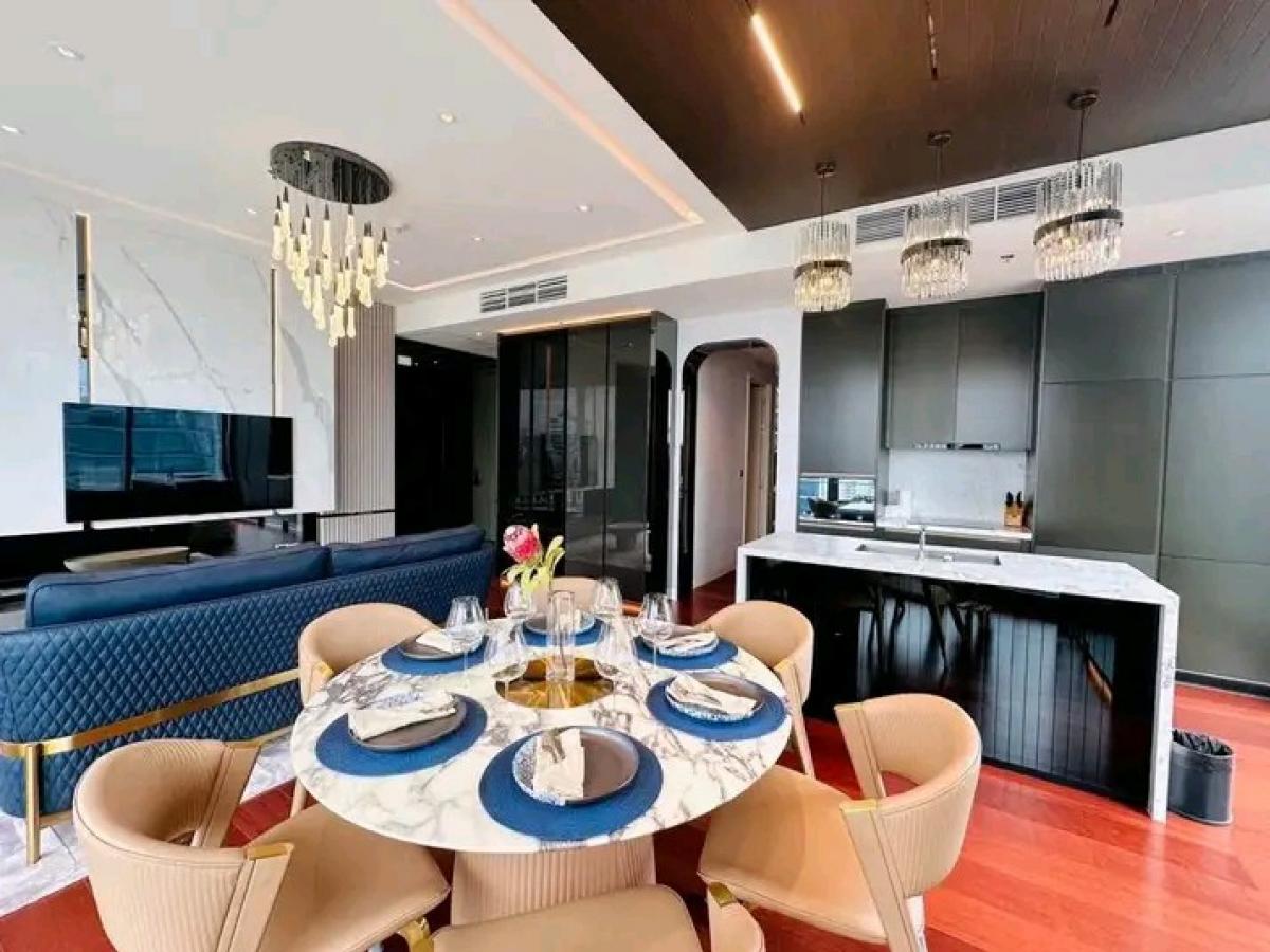 For RentCondoSukhumvit, Asoke, Thonglor : 🔥👑🅻🆄🆇🆄🆁🆈👑CORNER 98SQM!! High floor 2BED!!🏦👑ULTIMATE LUXURY👑Very beautiful luxury room ✨High floor, beautiful view✨With balcony, fully furnished!!✨🔥🔥🎯🎯KHUN by YOO ✅2🅱ED3✅ 98.4 sqm. Floor XX (#BTS#CBD📌)🔥✨LINE:miragecondo✅