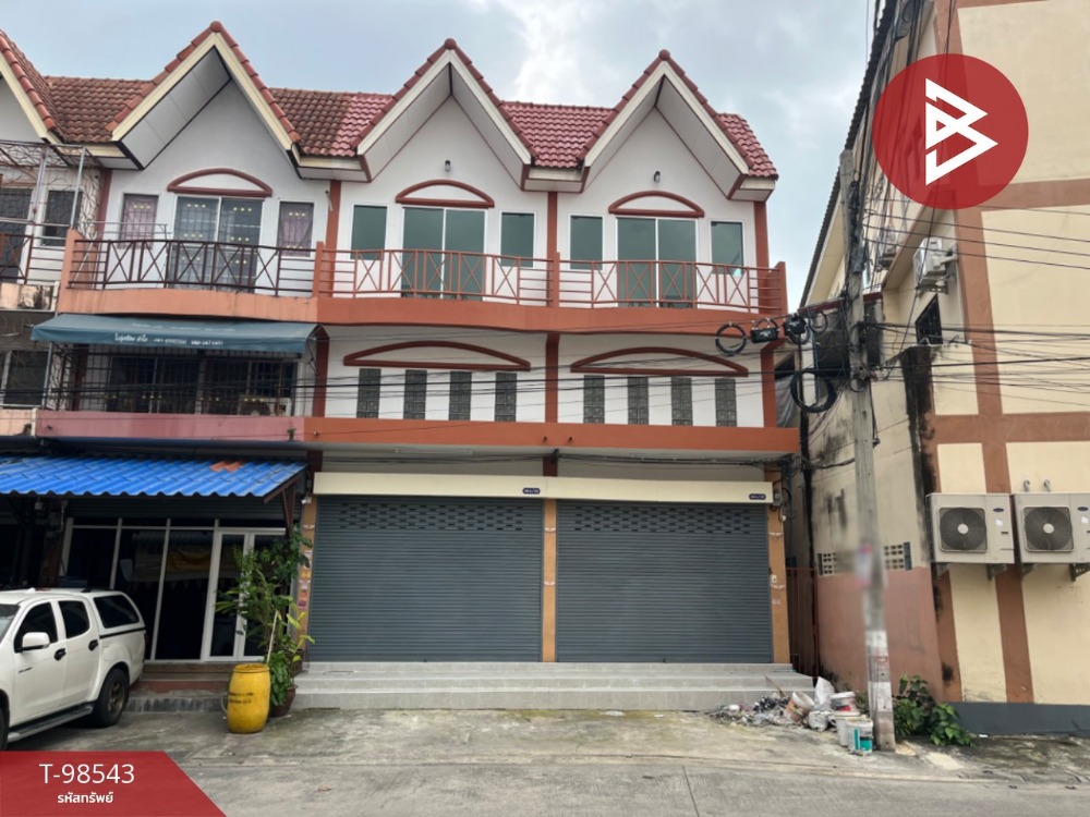 For SaleShophouseSamut Prakan,Samrong : For sale: 2 commercial buildings, Rinticha Village, Phraeksa, Samut Prakan, ready to move in