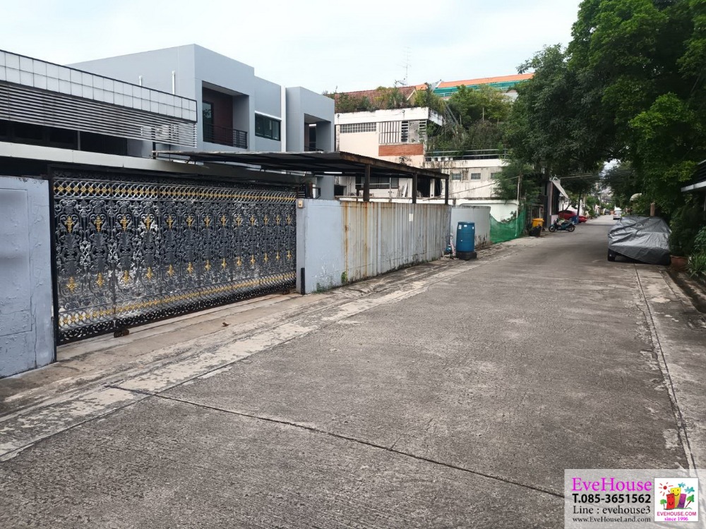 For SaleLandRama9, Petchburi, RCA : Land for sale 99 sq.wa., Seri Village Rama 9 Soi 41 or Ramkhamhaeng 24, Soi 20 For sale 200,000 baht./sq.wa Total price 19.8 million baht