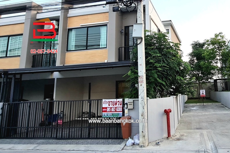 For SaleTownhousePathum Thani,Rangsit, Thammasat : Townhouse, S-Gate Village (S-Gate), area 24.9 sq m., Bangkok-Pathum Road, Mueang Pathum Thani District, Pathum Thani Province