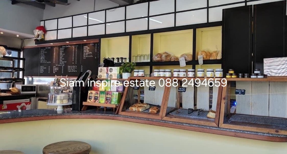 For SaleRetailChiang Mai : Urgent ! Shophouses for sale close to Tapae Chiangmai  - 2 shophouses