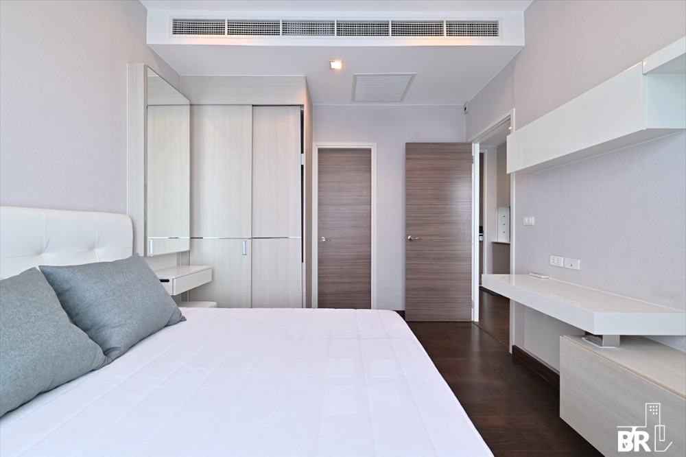 ให้เช่าคอนโดพระราม 9 เพชรบุรีตัดใหม่ RCA : Q ASOKE  1BED  38 SQM  23,000 ห้องสวยมาก PUTTER 0928895628