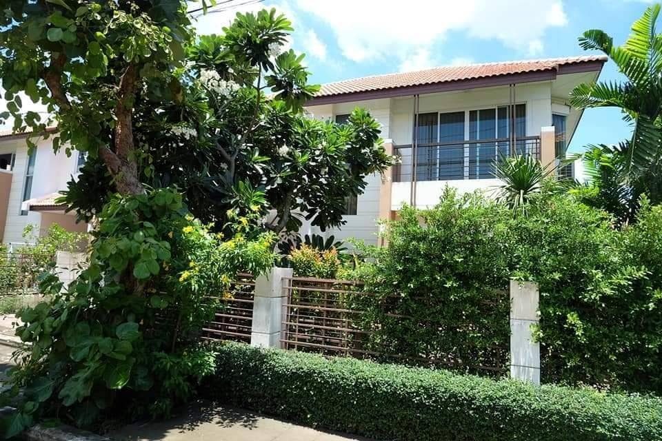 For SaleHousePathum Thani,Rangsit, Thammasat : For sale: 2-storey detached house, Garden Villa 5, The Waterfront, Khlong 3, below appraisal price