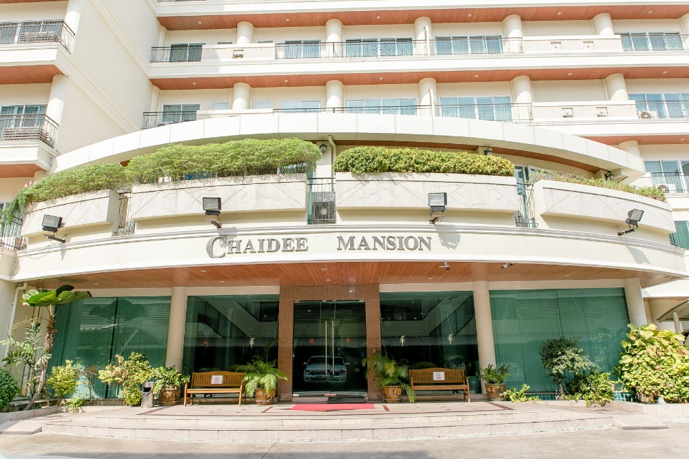 For RentCondoSukhumvit, Asoke, Thonglor : For rent: Chaidee Mansion, Chaidee Mansion, serviced apartment in the heart of Sukhumvit, Watthana District, near BTS Nana, rent starts at 40,000 baht/month.