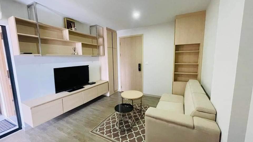 For RentCondoSathorn, Narathiwat : Condo for rent: The Shade Sathon 1 (The Shade Sathon 1), MRT Khlong Toei, rental price 18,000.00 baht/month, 1 bedroom, 1 bathroom, 36.11 sq m., 8th floor