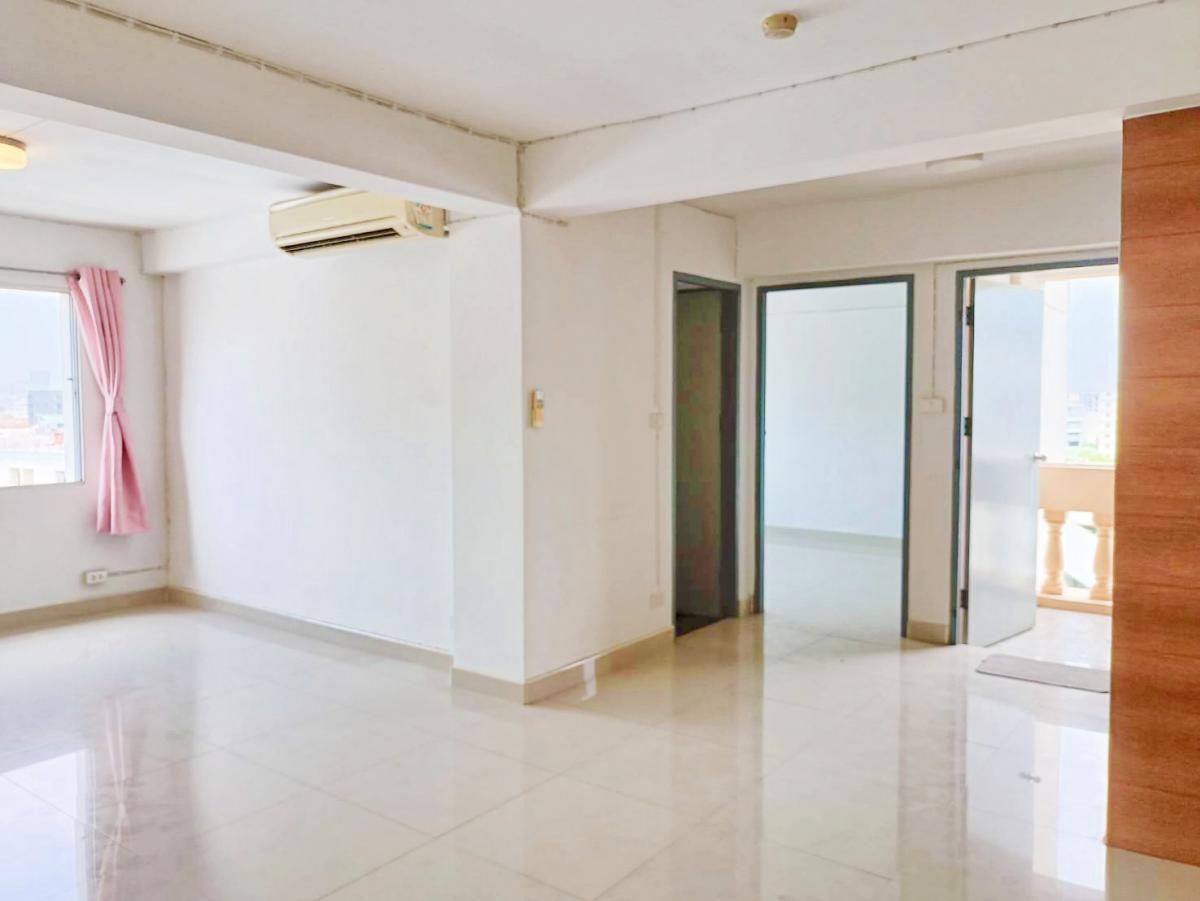 For SaleCondoLadprao, Central Ladprao : Condo for sale 