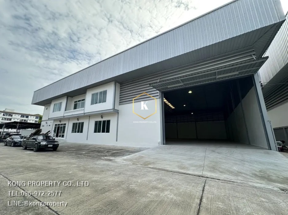 For RentWarehouseLadkrabang, Suwannaphum Airport : Warehouse for rent, Phatthanakan, On Nut, Prawet, Bangkok, area 982 sq m.