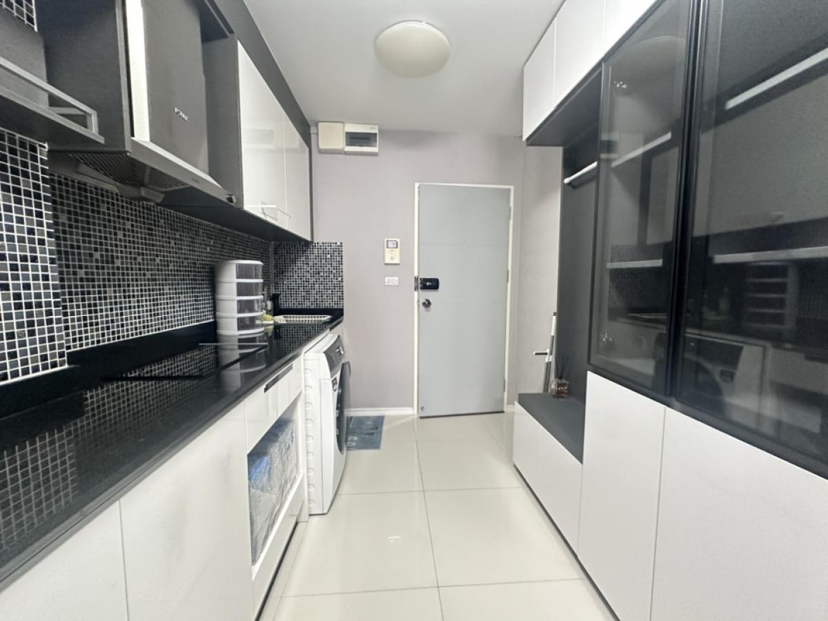 For SaleCondoLadkrabang, Suwannaphum Airport : For sale: 2 bedrooms, near Suvarnabhumi Airport, price 2.599 million, size 55 sq m, convenient transportation, contact 0808144488