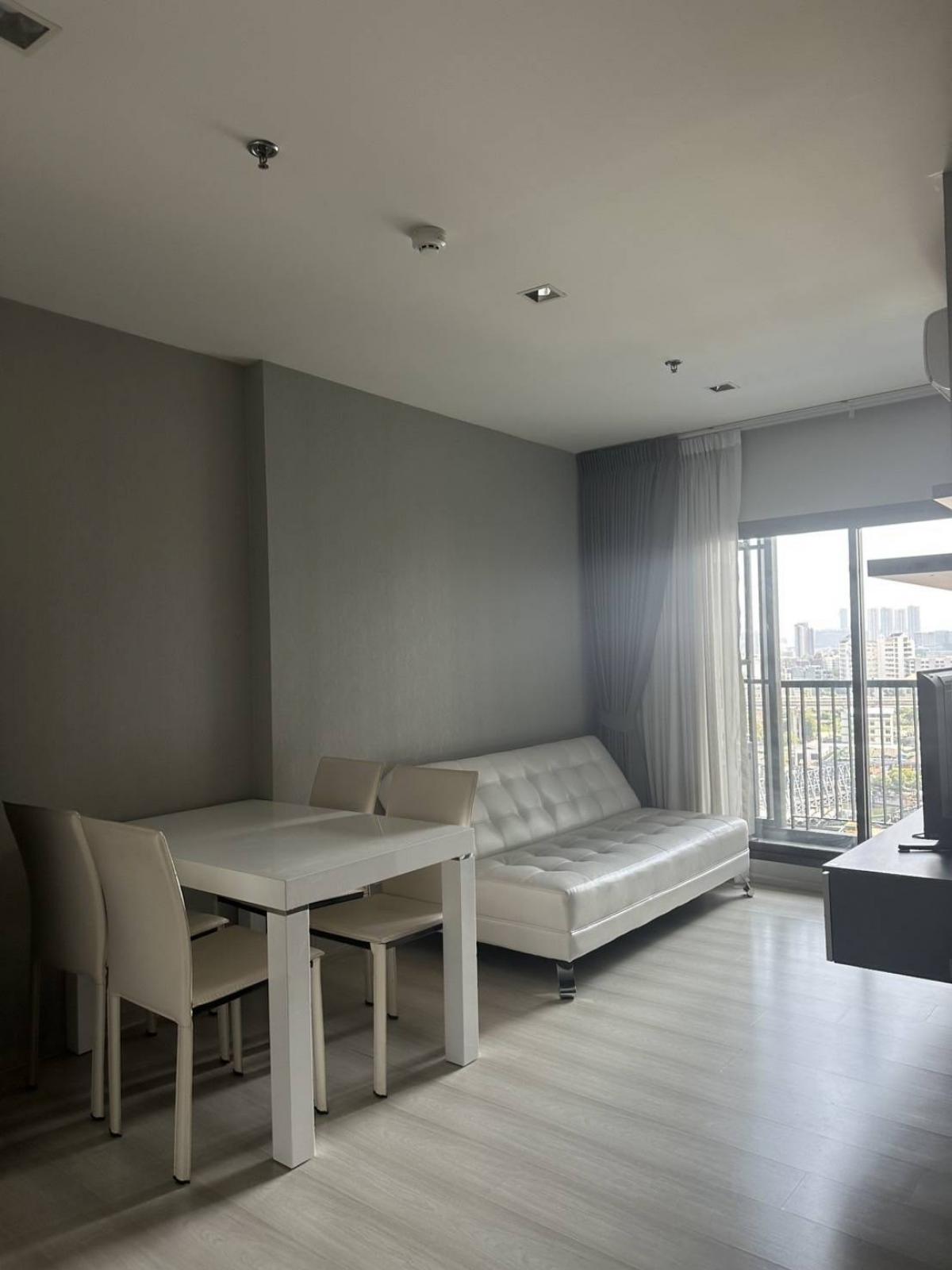 For RentCondoOnnut, Udomsuk : Life sukhumvit 48 / 2 beds 1 bath 25,000/ month