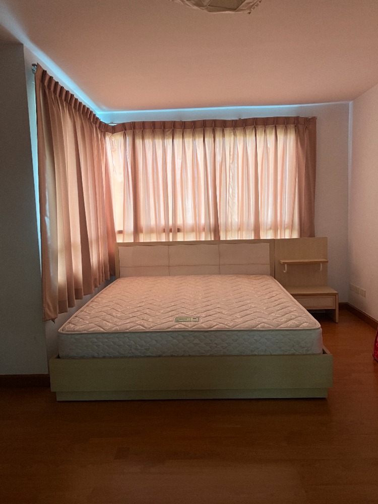 For RentCondoRatchadapisek, Huaikwang, Suttisan : Condo for rent: Chateau in town Ratchada 17, size 54 sq m, 1 bedroom, 1 bathroom, near MRT Sutthisan, MRT Huai Khwang