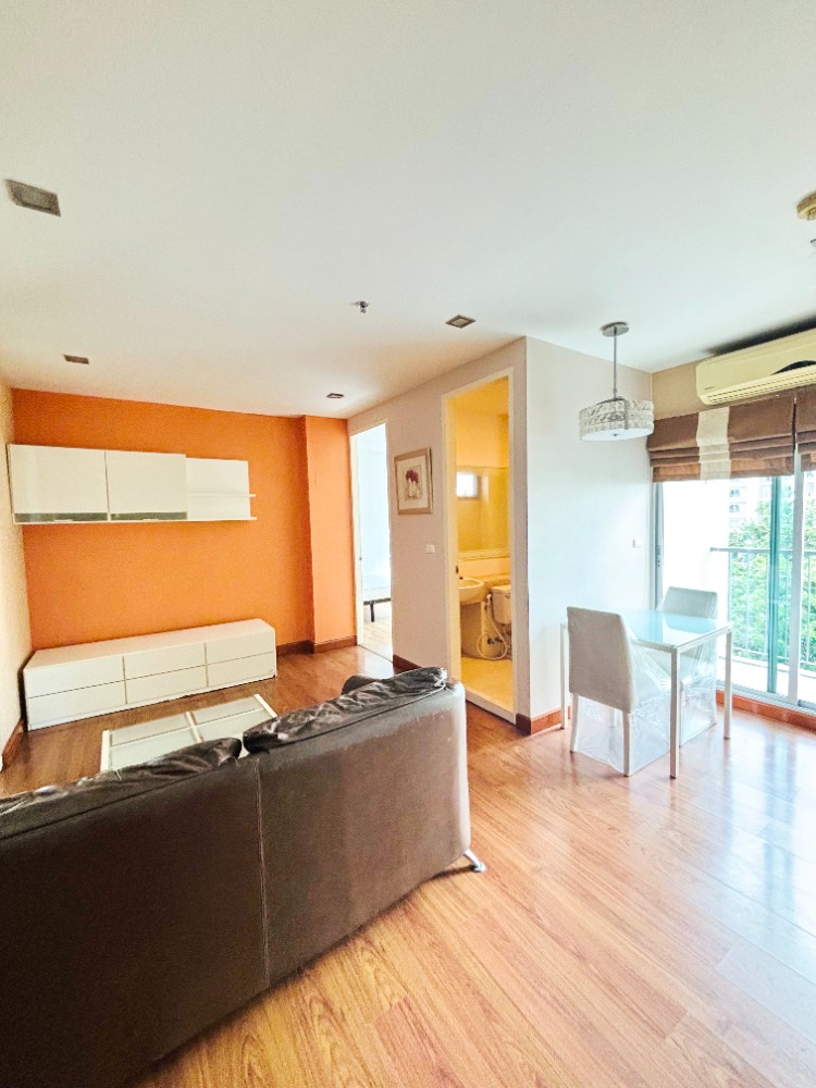 For RentCondoPattanakan, Srinakarin : For rent, beautiful room, Parkland srinakarin condo, 2 bedrooms, 2 bathrooms, size 64 sq.m., 5th floor, building A, swimming pool view