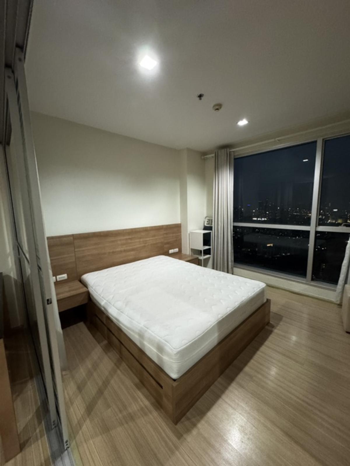 For RentCondoRatchadapisek, Huaikwang, Suttisan : HOT Price!! Rhythm Ratchada-Huaikwang Rhythm Ratchada-Huaikwang next to MRT  🚆MRT Huai Khwang 1 min.