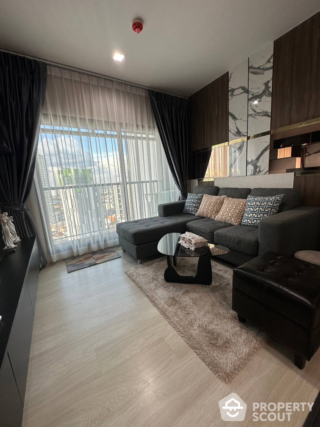 For SaleCondoOnnut, Udomsuk : 1-BR Condo at Life Sukhumvit 48 near BTS Phra Khanong