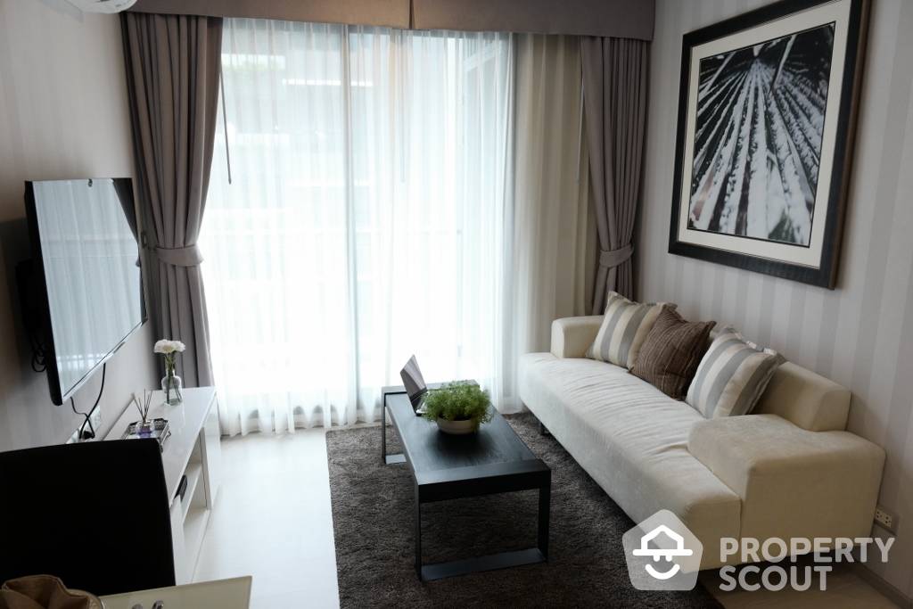 For SaleCondoSukhumvit, Asoke, Thonglor : 1-BR Condo at Rhythm Sukhumvit 42 near BTS Ekkamai