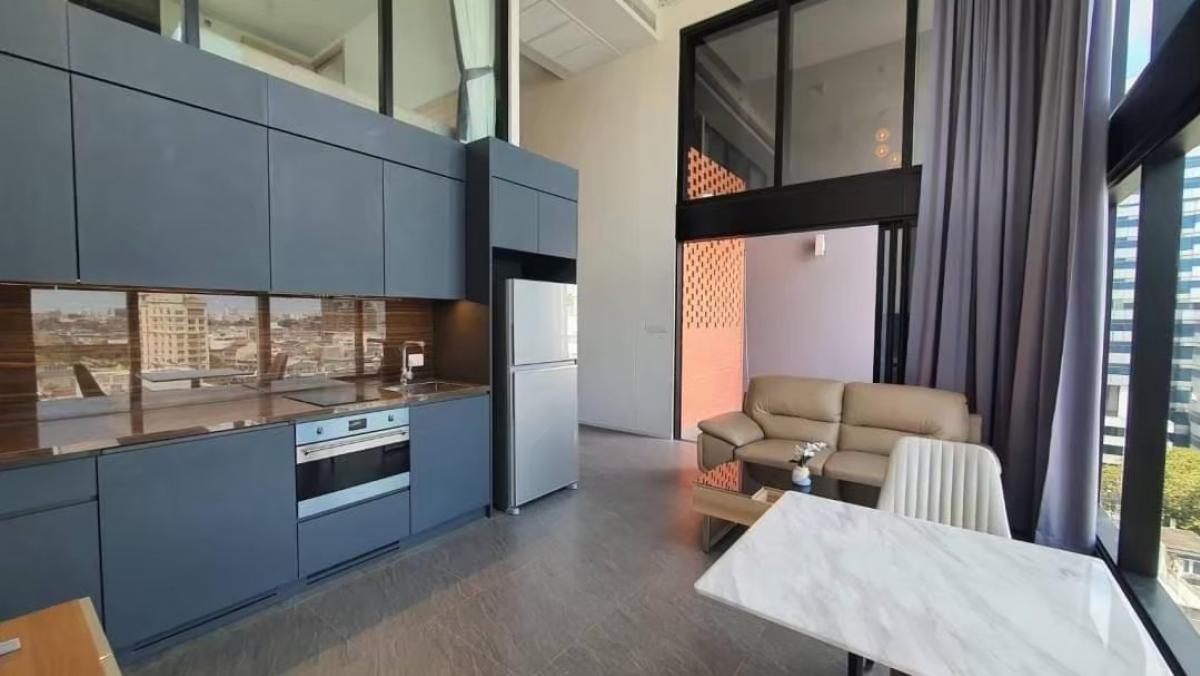 ให้เช่าคอนโดสีลม ศาลาแดง บางรัก : LTLS82 : Hot Deal 🔥The Lofts Silom (Hybrid)2 Bedroom 1 Bathroom Floor 1xSize 54+14 Sq.m58,000 (Agent Posted)