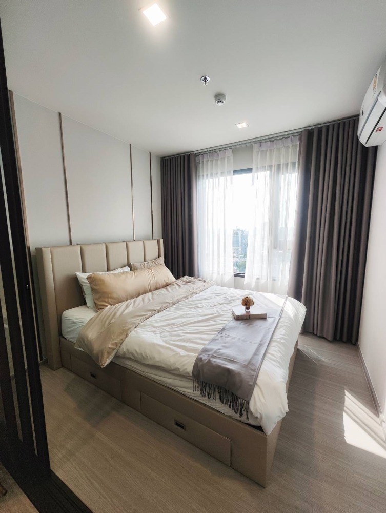 For RentCondoThaphra, Talat Phlu, Wutthakat : New room, beautiful, available for rent, Life Sathorn SIerra, 1 bedroom + 1 walk-in closet, please inquire.