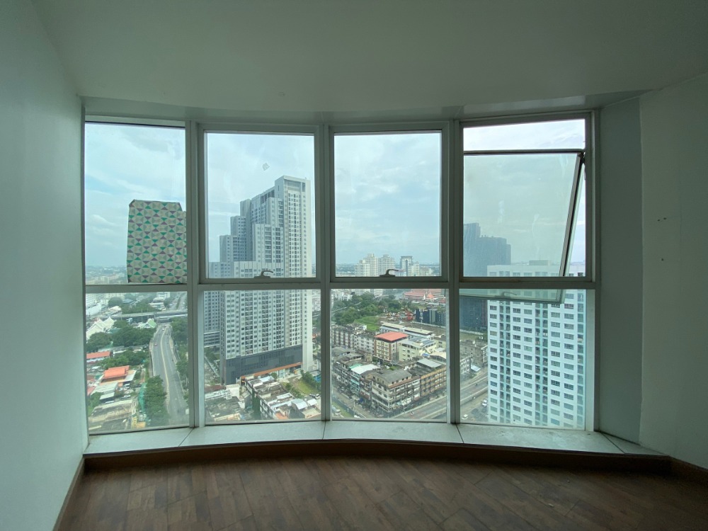 For SaleCondoSeri Thai, Ramkhamhaeng Nida : 🌟 **Urgent sale! Condo Bangkok Horizon Ramkhamhaeng** 🌟 91 sq m., 27th floor