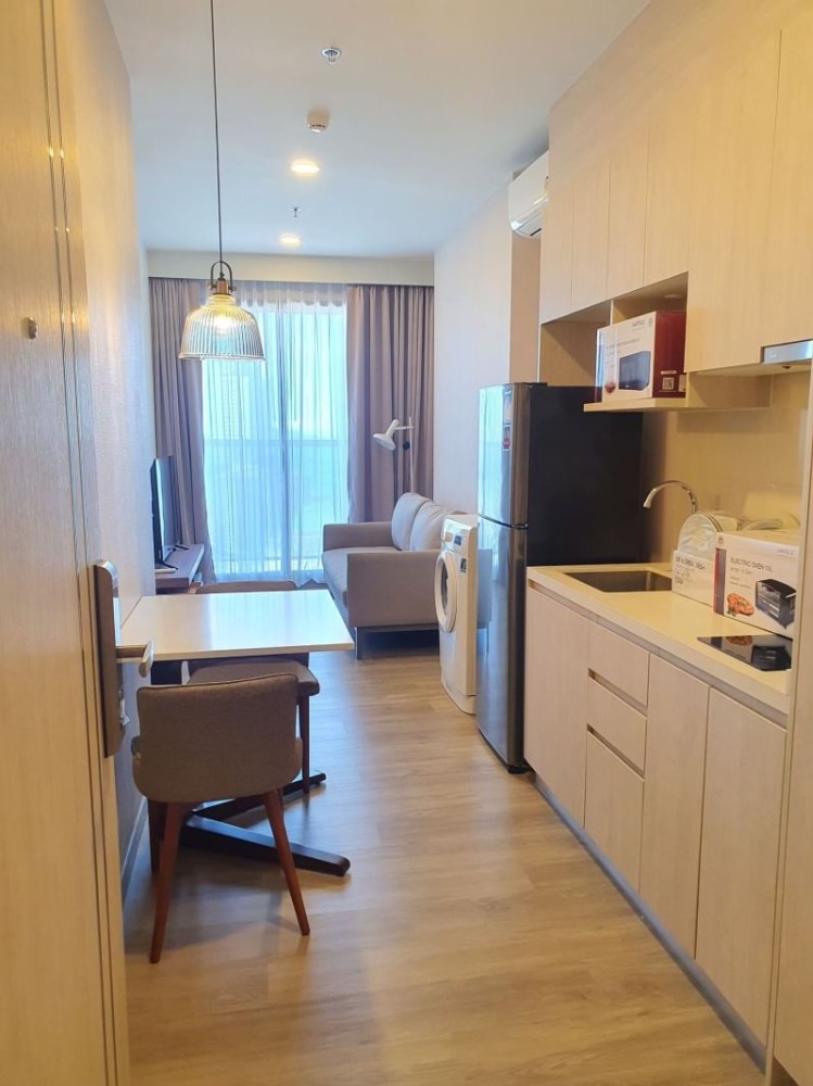 For RentCondoSriracha Laem Chabang Ban Bueng : Condo for rent in Sriracha, Keen Condo, sea view, next to Sukhumvit, Robinson