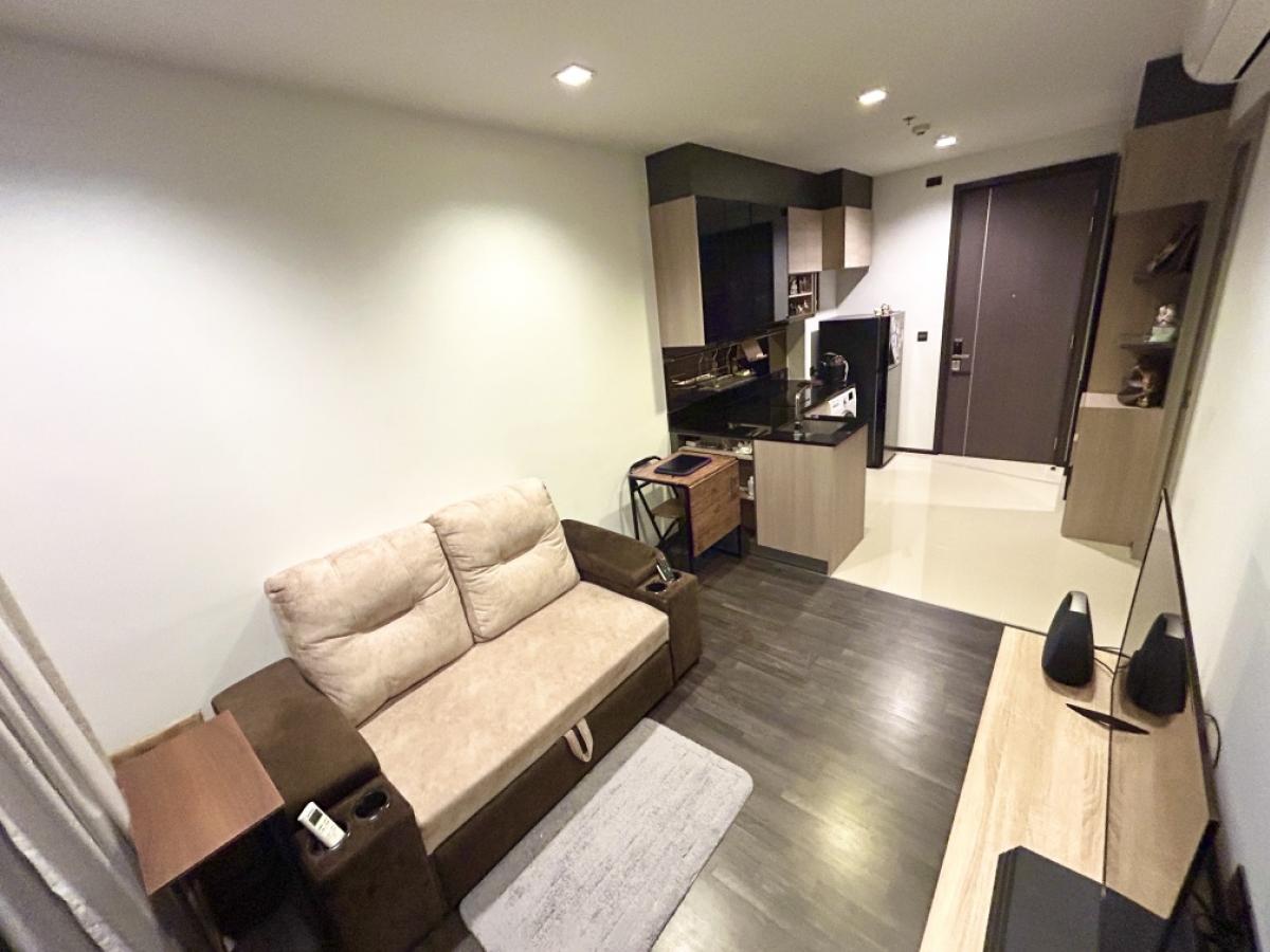 For RentCondoRama9, Petchburi, RCA : The Line Asoke Ratchada, 38th floor, The Line Asoke, near MRT Rama 9 New *Rent 25,000 baht/month, ready to move in