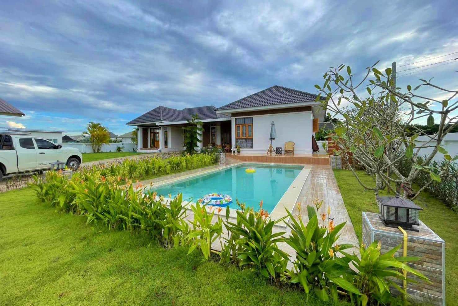 ขายบ้านเชียงใหม่ : 6 Bedroom Pool Villa in Doi Saket